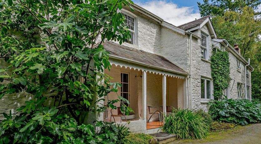 Photo of 2 Bed in Cemmaes