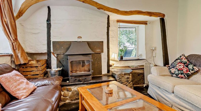 Photo of 3 Bed in Cemmaes