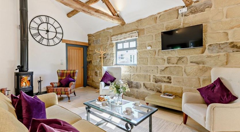 Photo of 2 Bed in Chop Gate