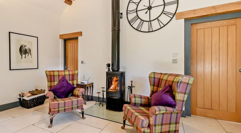 Photo of 2 Bed in Chop Gate