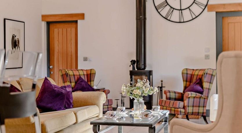 Photo of 2 Bed in Chop Gate