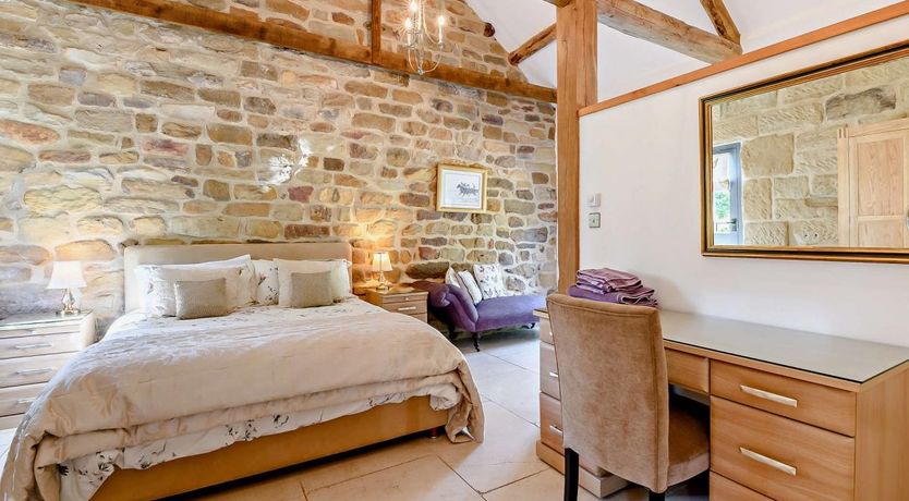 Photo of 2 Bed in Chop Gate