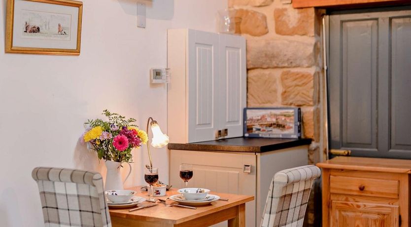 Photo of 1 Bed in Chop Gate