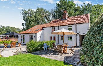 2 Bed in Driffield Holiday Cottage