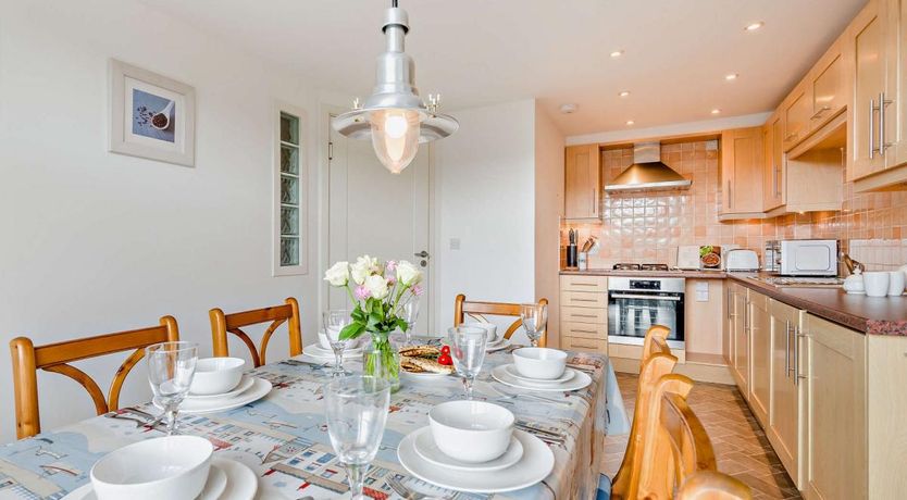 Photo of 3 Bed in Lostwithiel