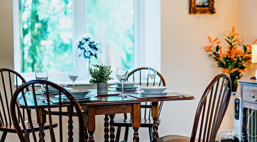 Photo of 2 Bed in Cemmaes