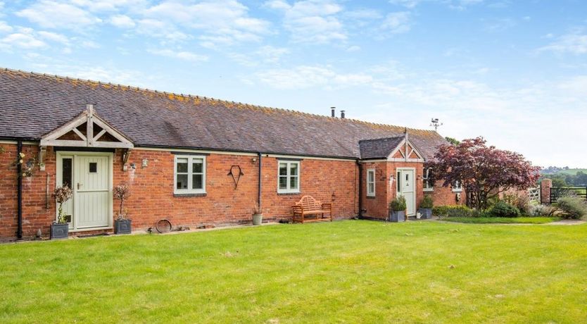 Photo of Cottage in Staffordshire