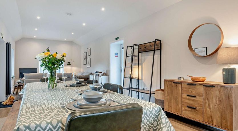 Photo of 2 Bed in Oban