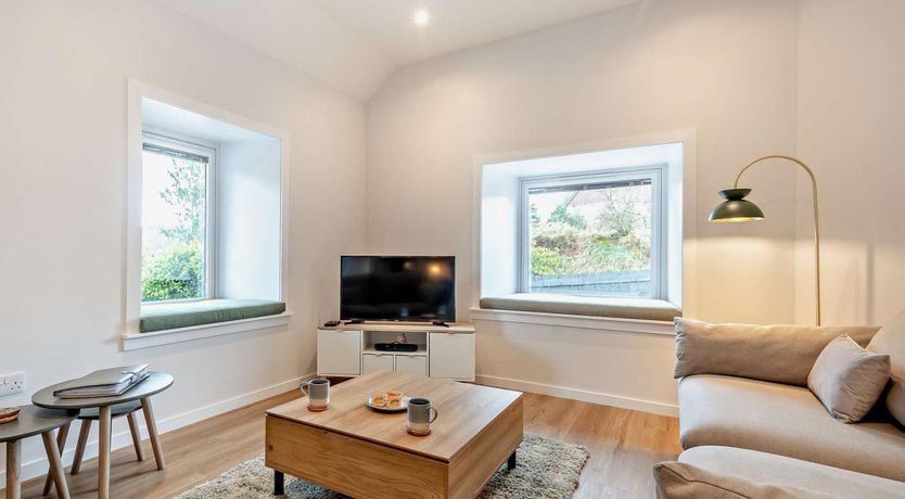 Photo of 2 Bed in Oban