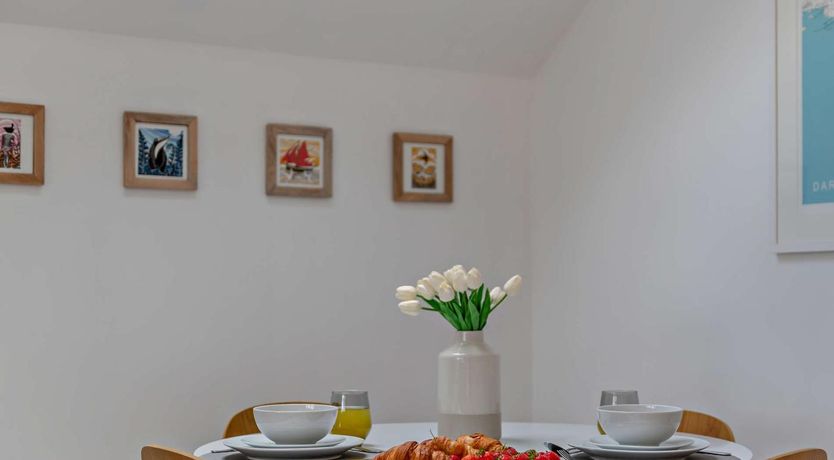 Photo of 1 Bed in Paignton