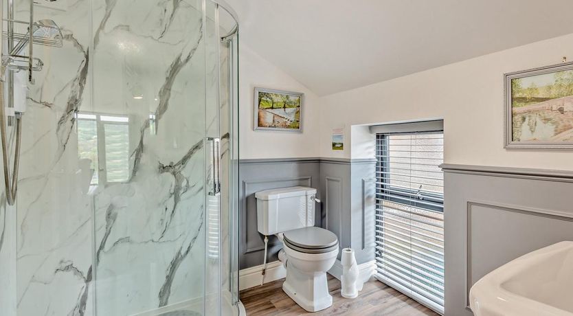 Photo of 2 Bed in Upper Midhope