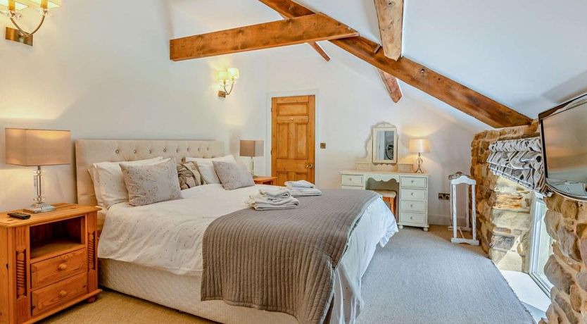 Photo of 2 Bed in Chop Gate