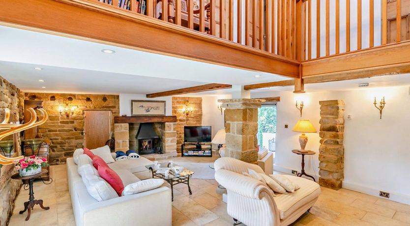 Photo of 2 Bed in Chop Gate