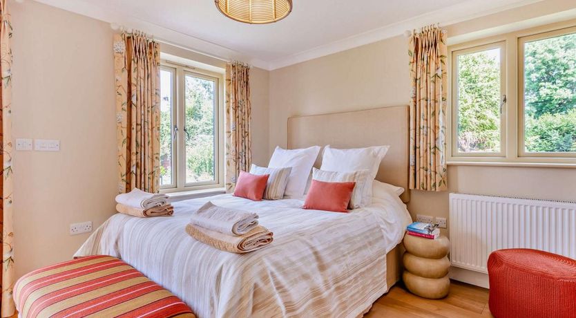 Photo of 1 Bed in Mockbeggar