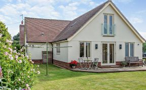 Photo of Cottage in Hampshire