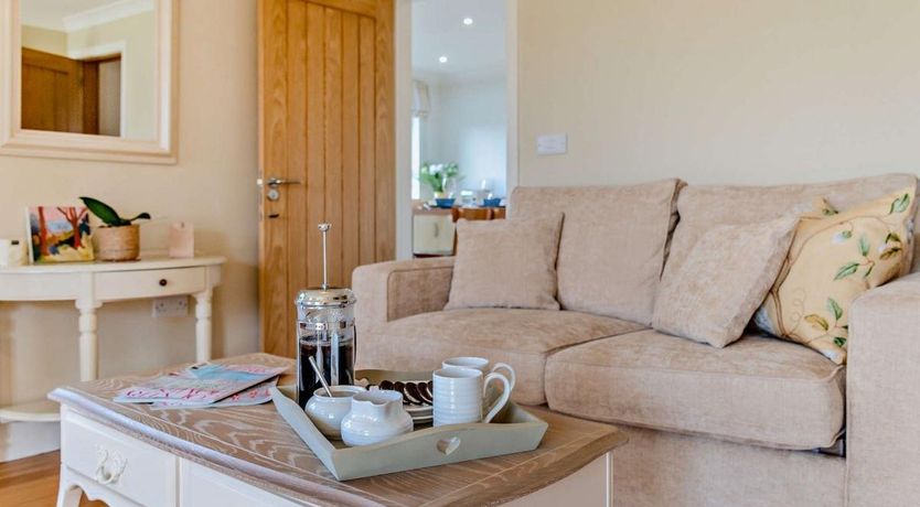 Photo of 1 Bed in Mockbeggar