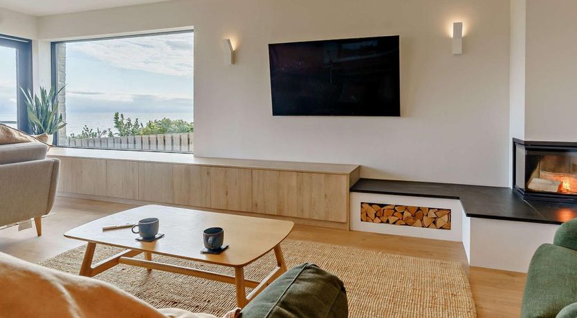 Photo of 4 Bed in Bridgend