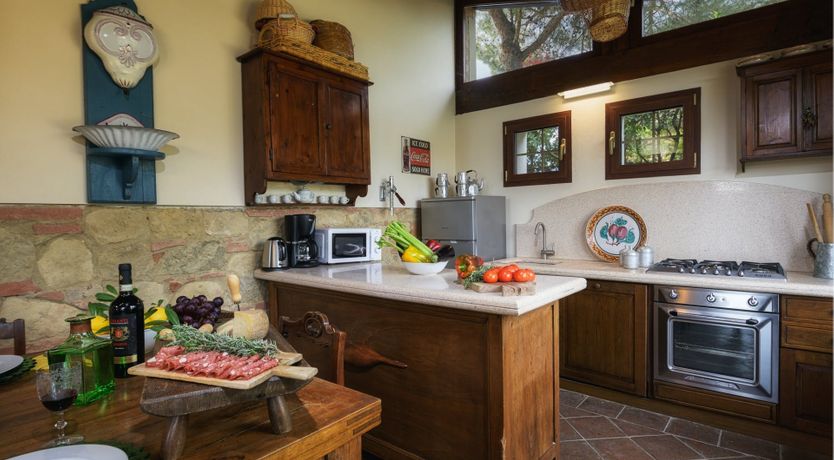 Photo of Tuscan Hill Hideaway