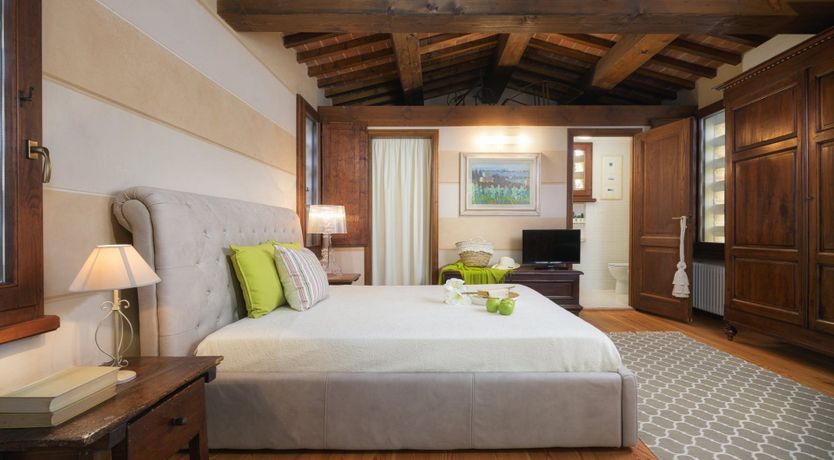 Photo of Tuscan Hill Hideaway