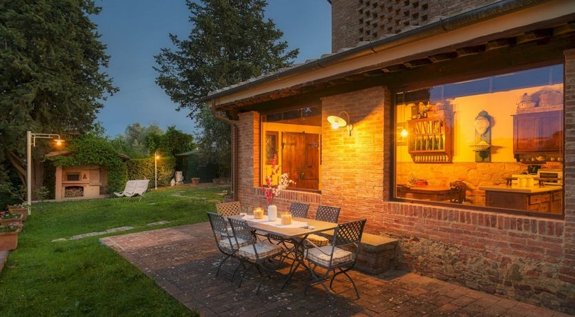 Photo of Tuscan Hill Hideaway