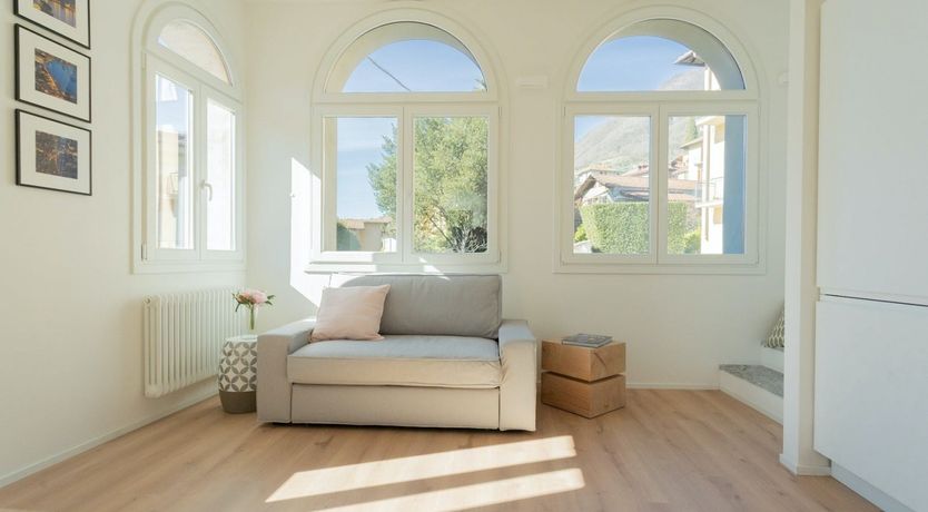 Photo of Como Charmer