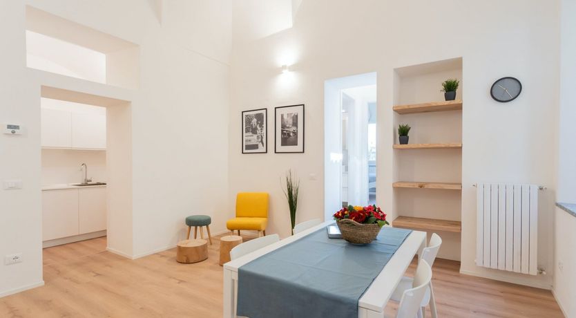 Photo of Como Charmer