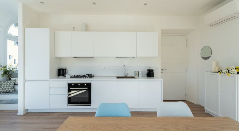 Photo of Como Charmer