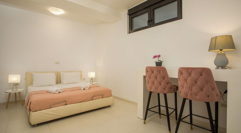 Photo of Zenith Haven