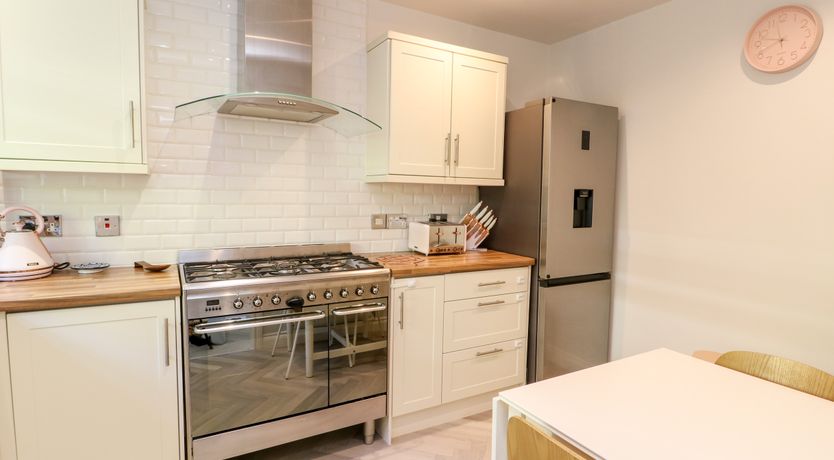 Photo of 3 Trem Y Dolydd