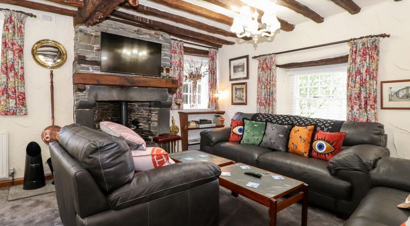 Photo of Ann Tysons House