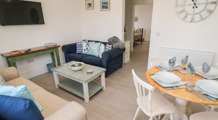 Photo of 5 West Winds