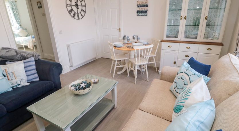 Photo of 5 West Winds