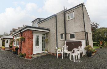 The Cottage at Ty Newydd Holiday Cottage