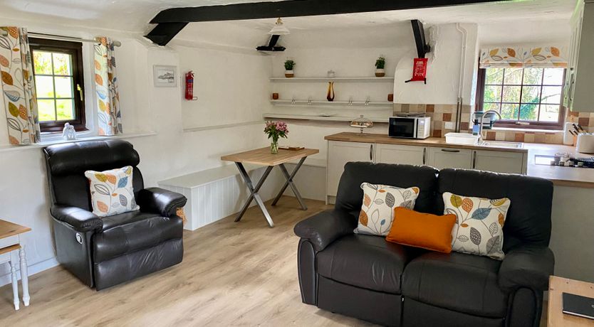 Photo of Windbury Cottage