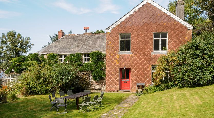 Photo of Carneadon Farmhouse