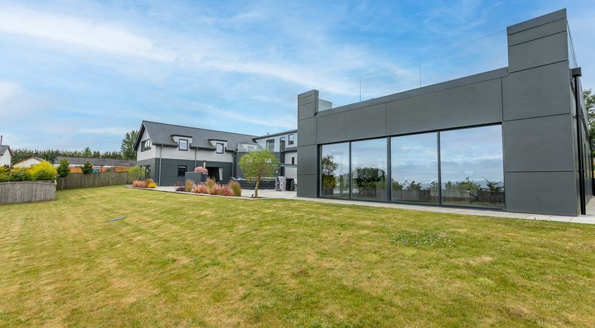 Photo of Huxham View and Annex