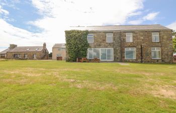 Cim Canol Holiday Cottage