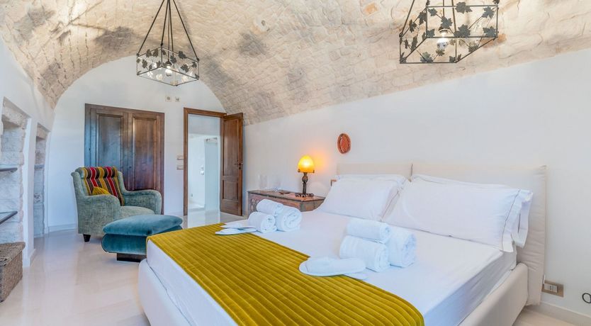 Photo of Sirocco's Song