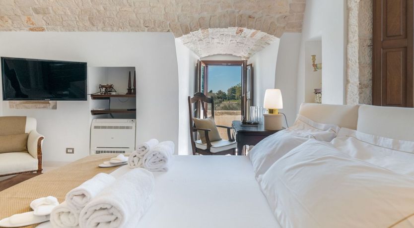 Photo of Sirocco's Song