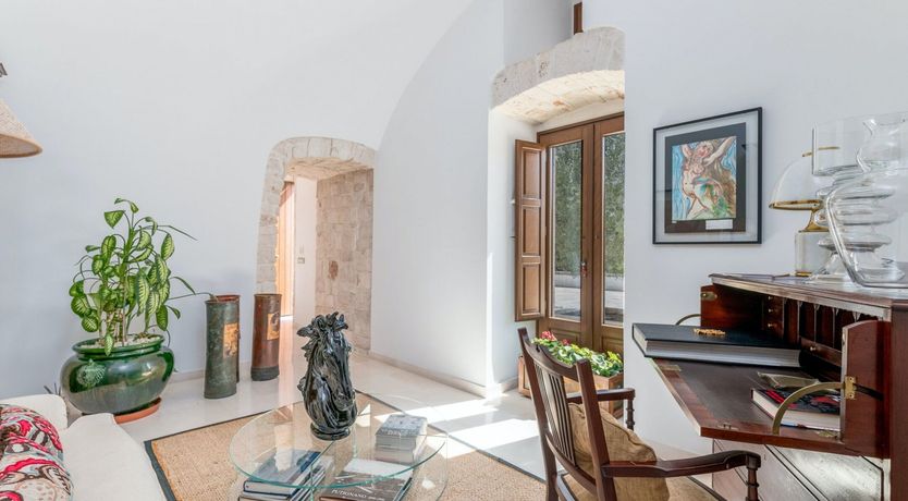 Photo of Sirocco's Song