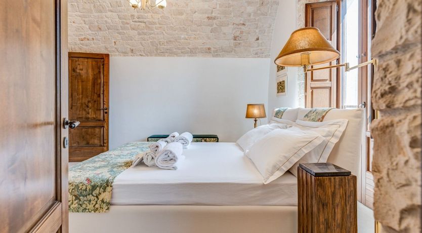 Photo of Sirocco's Song