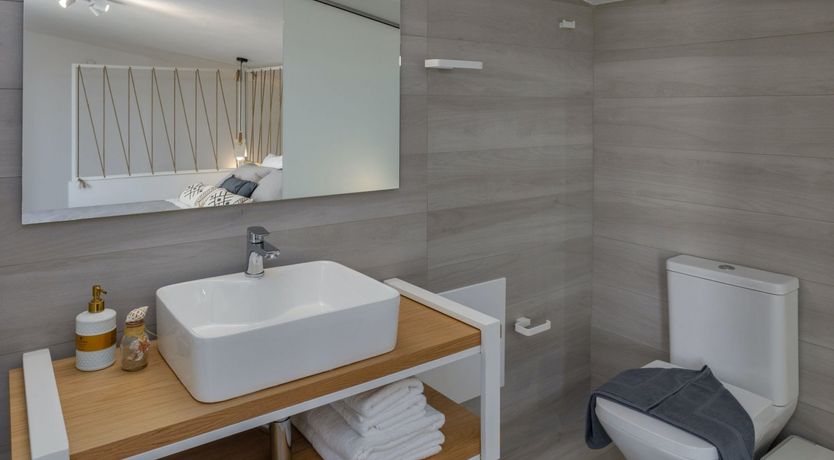 Photo of Eucalyptus & Olive