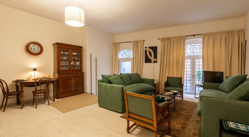 Photo of Etruscan Elegance