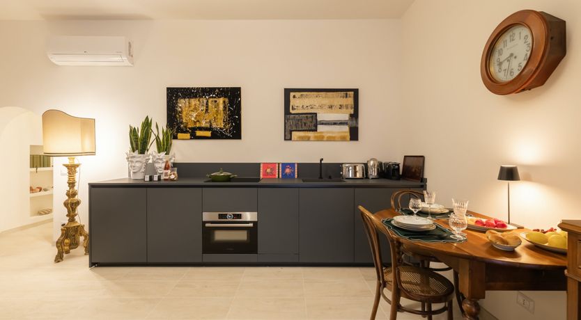 Photo of Etruscan Elegance