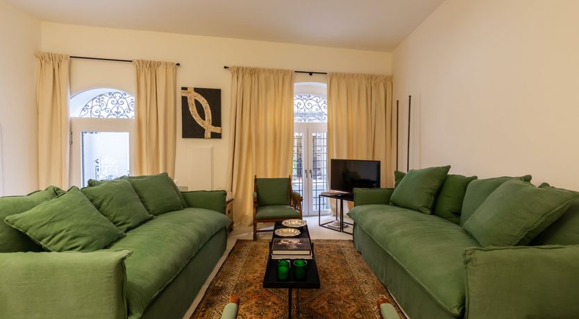 Photo of Etruscan Elegance