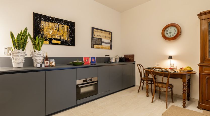 Photo of Etruscan Elegance