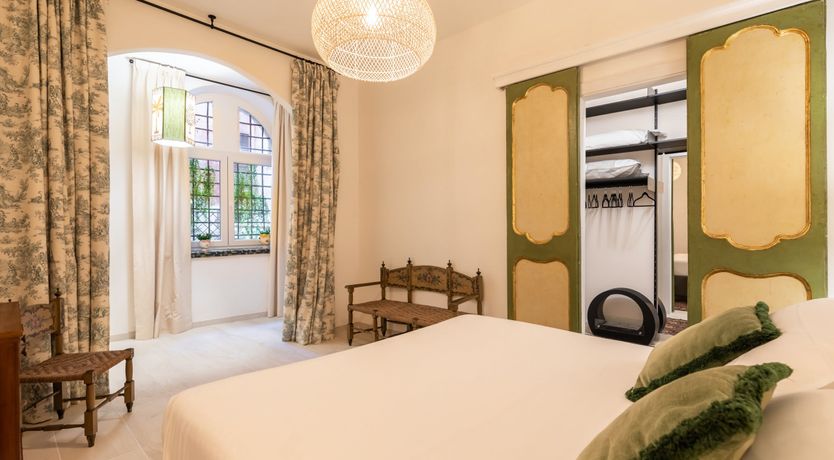 Photo of Etruscan Elegance