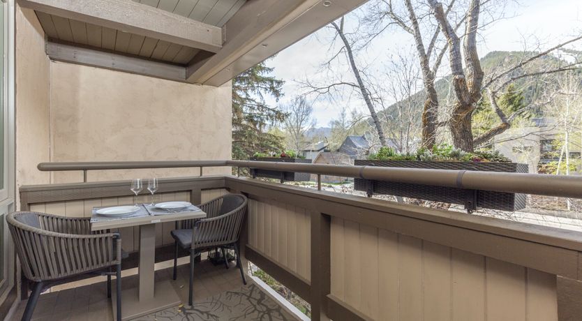 Photo of Aspen Nirvana