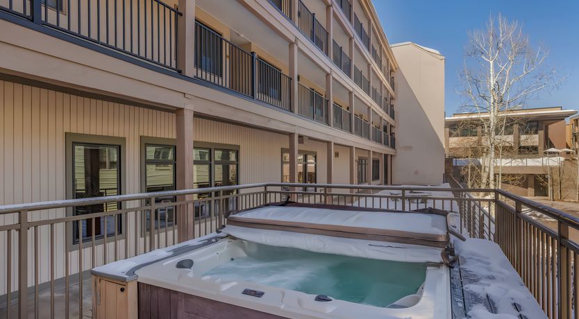 Photo of Aspen Nirvana