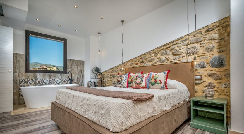 Photo of Etna Enchanted